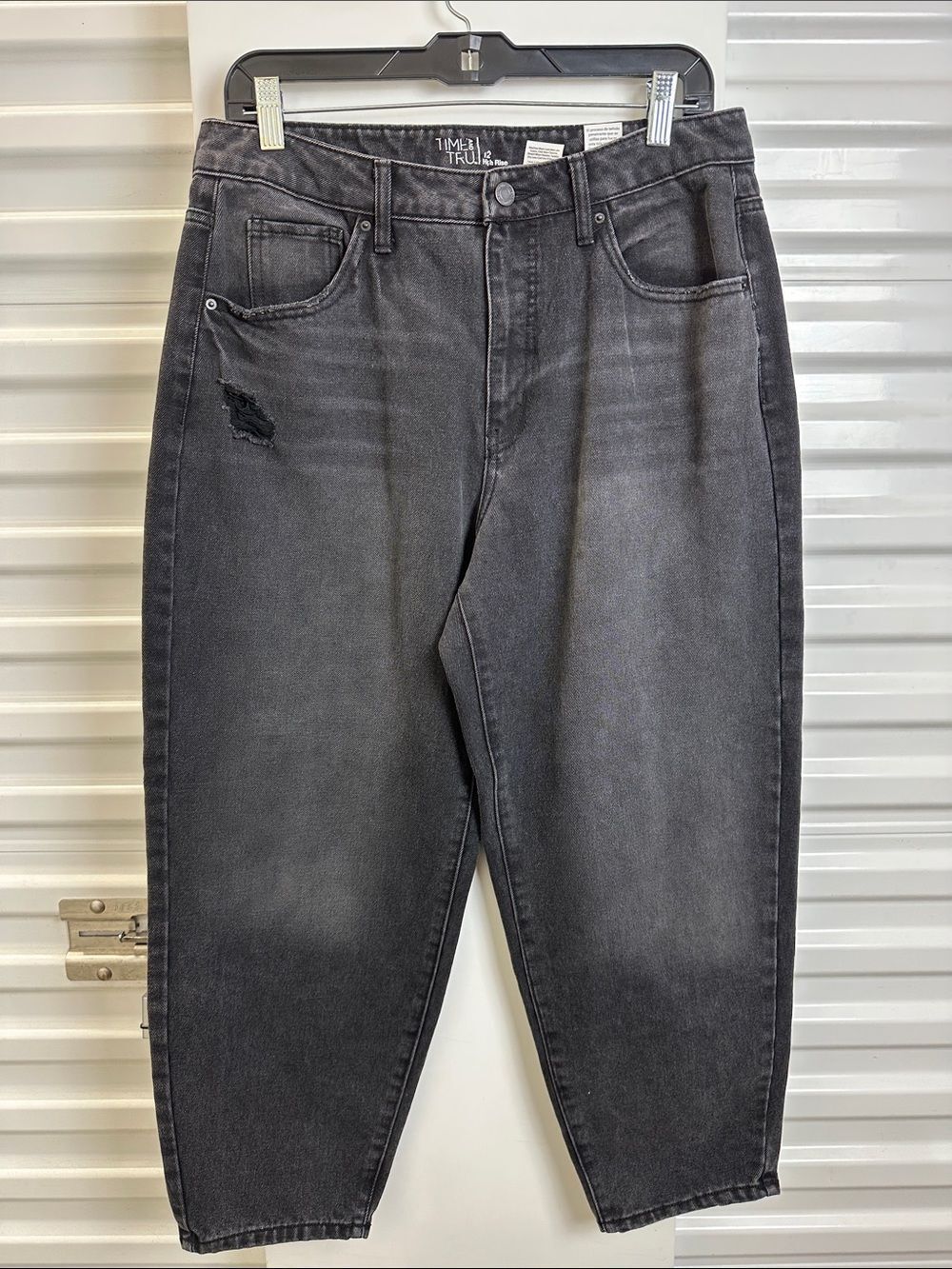 Time and Tru Charcoal Relaxed Jeans